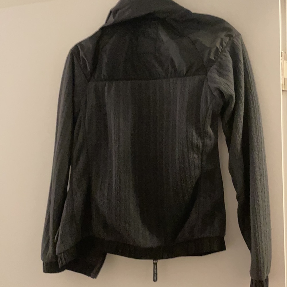 Helly Hansen Jacket - image 4